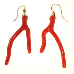 orecchini a pendente con rami di corallo naturale del Mediterraneo – oro g. 1,65